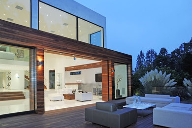 Inspiration for a transitional deck in Los Angeles.