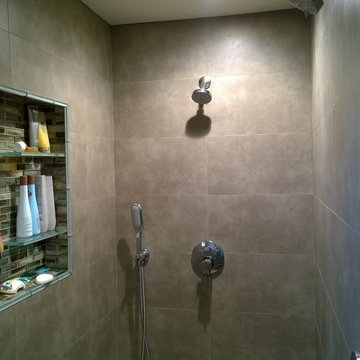 RICH MASTER BATH