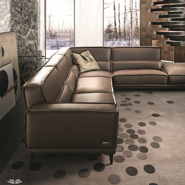 Mokambo Sectional Sofa by Gamma Arredamenti