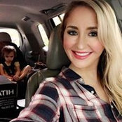 Molly New's photo