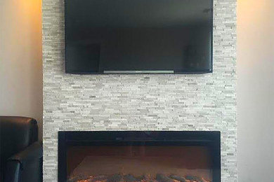 Minimalist living room photo in DC Metro