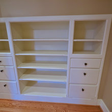 Kneewall storage