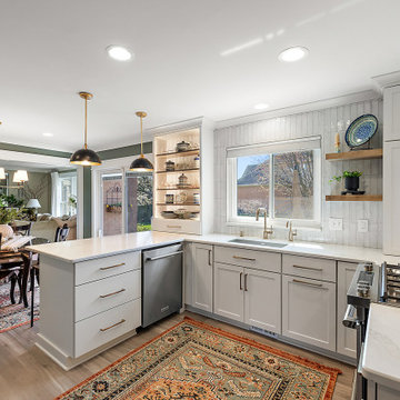 Starmark Maple Wales Marshmallow Cream and Moss Green Kitchen