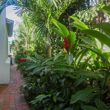 Contemporary Sanctuary Putting Green