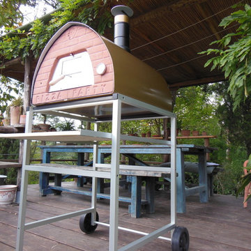 Outdoor Wood fired oven, Pizza Party garden location