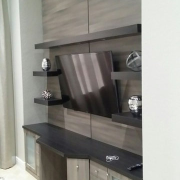 WALL UNITS/ MEDIA CENTERS