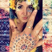 Yasmin Ariel's photo