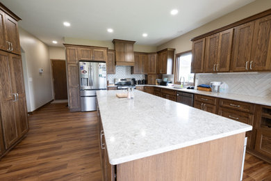 Kitchen - transitional kitchen idea in Wichita