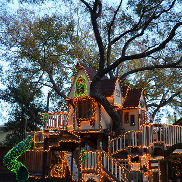 A Magical Tree House Lights Up for Christmas