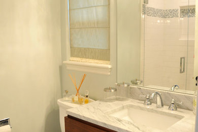 Example of a transitional bathroom design in San Francisco