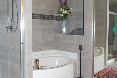 Example of a classic bathroom design in San Francisco