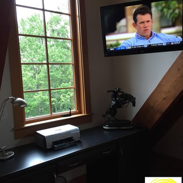 CLEAN & FUNCTIONAL: Audio, Video, & Integrated Home