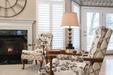 Inspiration for a timeless living room remodel in St Louis