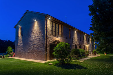 Inspiration for a rustic exterior home remodel in Bologna