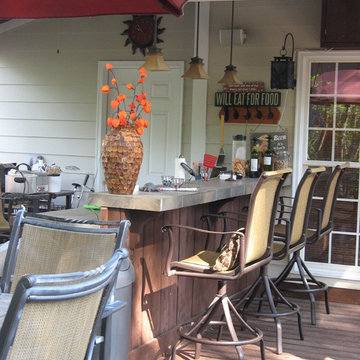 New Party Style Deck, Outdoor Bar and TV