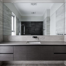 Full bathrooms