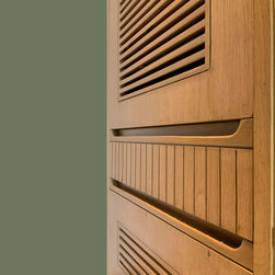 Apartment 2077 - Shoe Storage