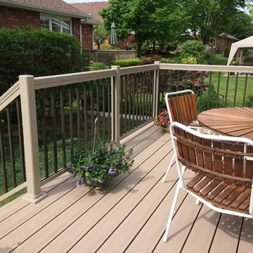 Aluminum Spindle 2-Colour Deck Railings - 111