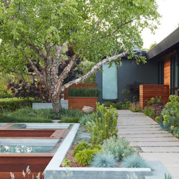 Sports Enthusiasts’ Hideaway by Klopf Architecture
