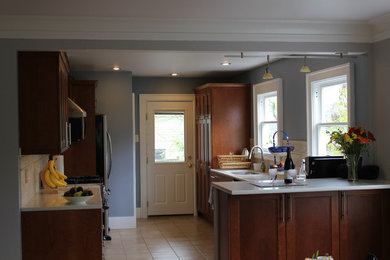 Inspiration for a timeless kitchen remodel in Seattle
