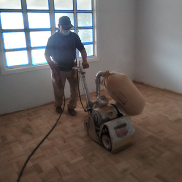 Expert Hardwood Flooring Installation and Refinishing!