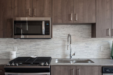 Kitchen - contemporary kitchen idea in Seattle