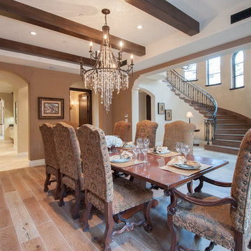 Looking for some inspirations on hardwood flooring?