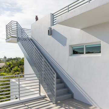 Modernism Defined in a Spacious Miami Beach Home