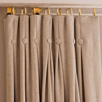 L/R Drapery Detail