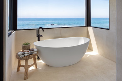 Example of a beach style bathroom design in Los Angeles