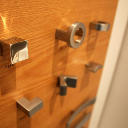 Modern styles - Cabinet And Drawer Knobs