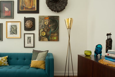 Inspiration for a mid-century modern family room remodel in Chicago