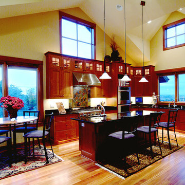 CASTLEWOOD RESIDENCE