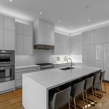 Contemporary Kitchen Design Two Tone White High Gloss & Grey Wood Print Melamine