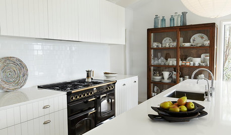 Why Every Home Should Have a Glass Display Cupboard