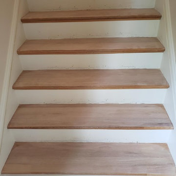 Before Pictures - Upstairs Hallway, Stairway, Bedroom