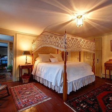 A Stunning Restored 1795 Twin Chimney Colonial