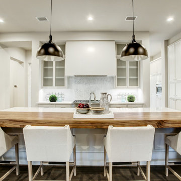 18 - Contemporary Kitchen