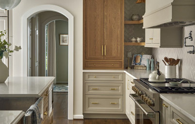 25 Kitchen Storage Features Pros Swear By