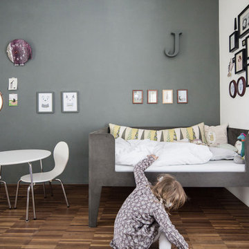 Kinderzimmer | Bett aus schwarzem MDF