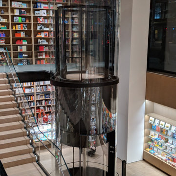 Commercial elevator