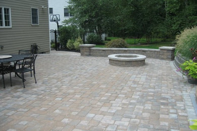 Example of a patio design in Philadelphia
