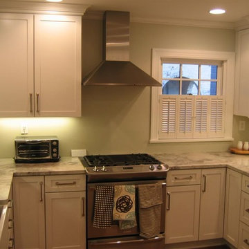 White Shaker with Donna-Sandra Granite