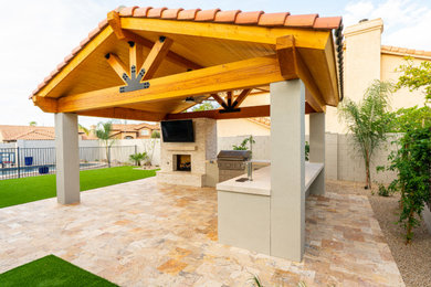 Inspiration for a modern patio remodel in Phoenix