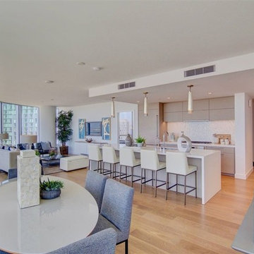 Pacific Gate | Contemporary