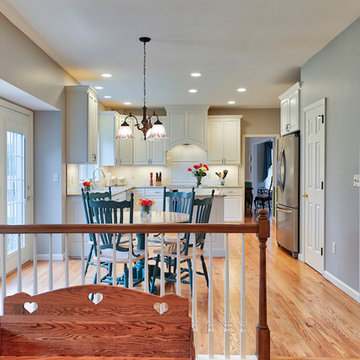 Welcoming White Kitchen