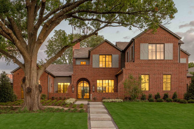 Example of a transitional exterior home design in Dallas
