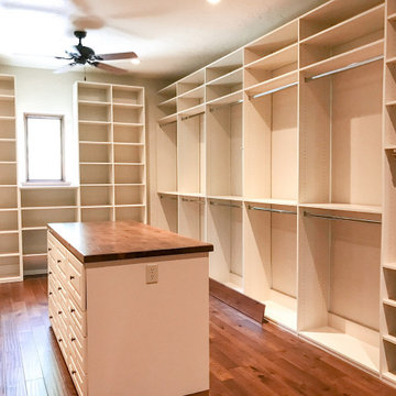 Custom Closets by Saint Louis Closet Co.