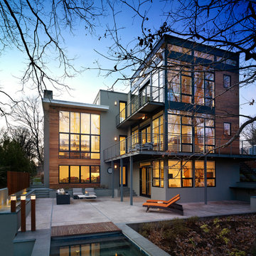 Lakefront Residence