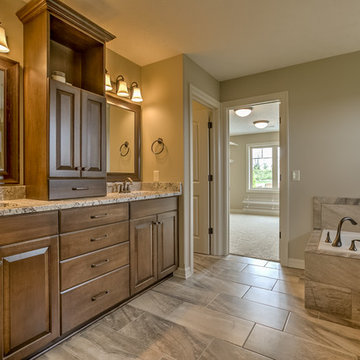 Jackson 2-story 2,854 sf main/upper